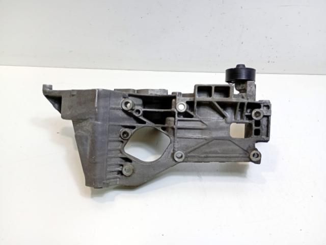 bontott SKODA OCTAVIA I Tartó Bak