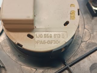 bontott SKODA OCTAVIA I Tetőablak Kapcsoló