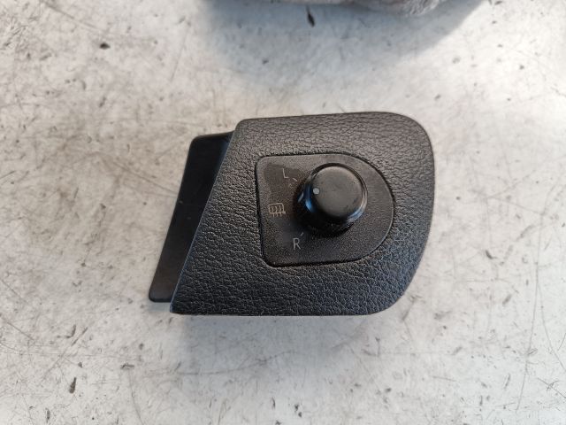 bontott SKODA OCTAVIA I Tükör Kapcsoló