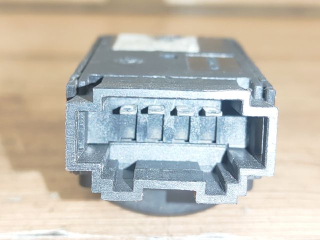 bontott SKODA OCTAVIA I Tükör Kapcsoló