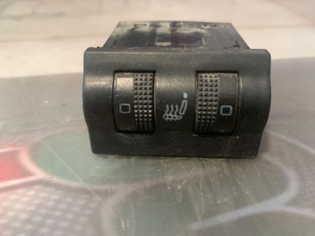 bontott SKODA OCTAVIA I Ülésfűtés Kapcsoló Pár