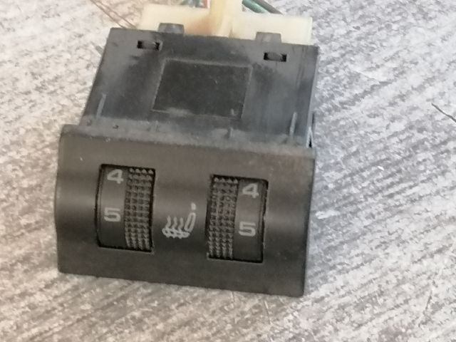 bontott SKODA OCTAVIA I Ülésfűtés Kapcsoló Pár