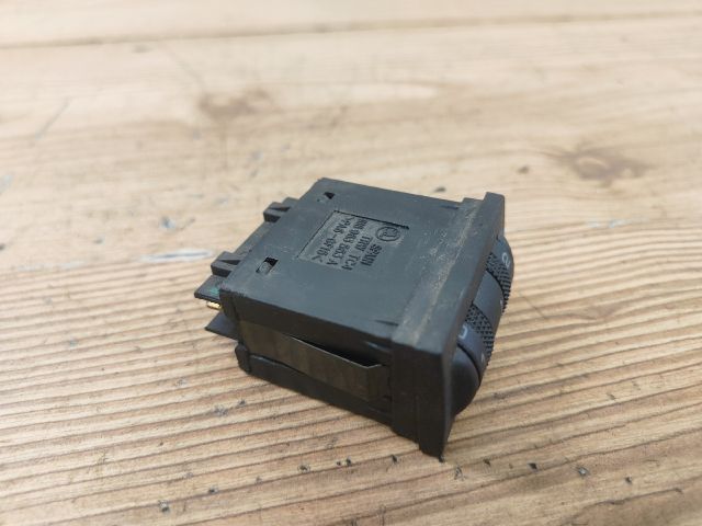 bontott SKODA OCTAVIA I Ülésfűtés Kapcsoló Pár