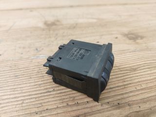 bontott SKODA OCTAVIA I Ülésfűtés Kapcsoló Pár