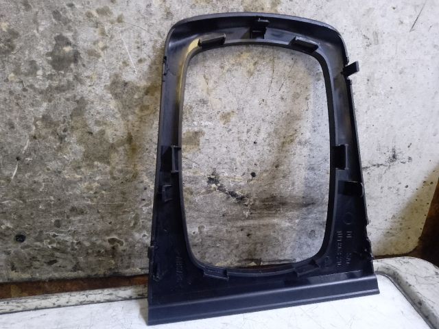 bontott SKODA OCTAVIA I Váltószoknya Rögzítő Keret