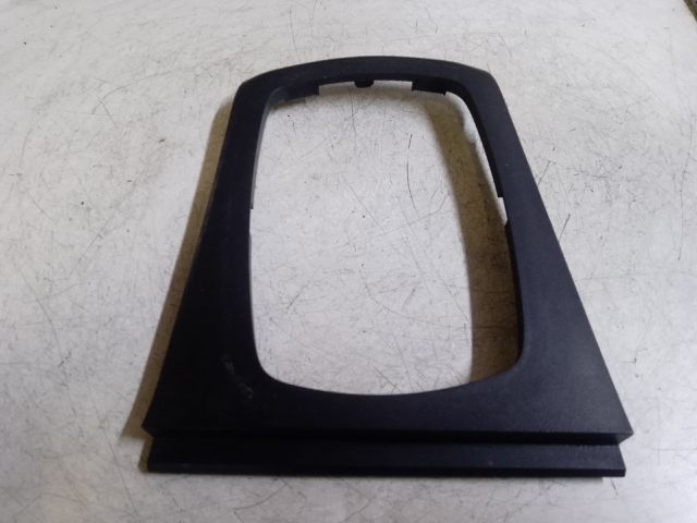 bontott SKODA OCTAVIA I Váltószoknya Rögzítő Keret