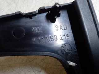 bontott SKODA OCTAVIA I Váltószoknya Rögzítő Keret