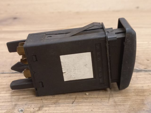 bontott SKODA OCTAVIA I Vészvillogó Kapcsoló