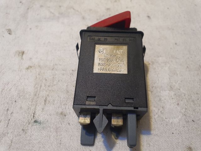 bontott SKODA OCTAVIA I Vészvillogó Kapcsoló