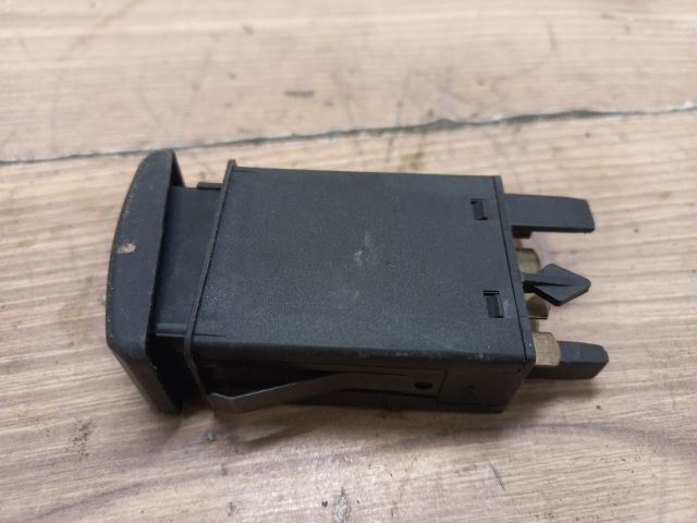 bontott SKODA OCTAVIA I Vészvillogó Kapcsoló