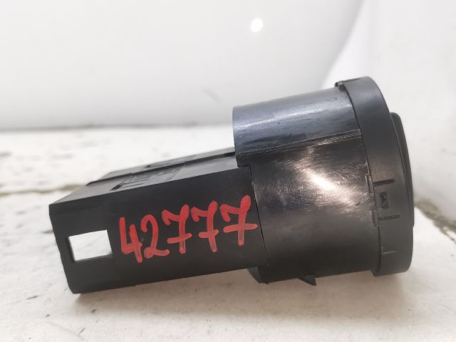 bontott SKODA OCTAVIA I Világítás Kapcsoló