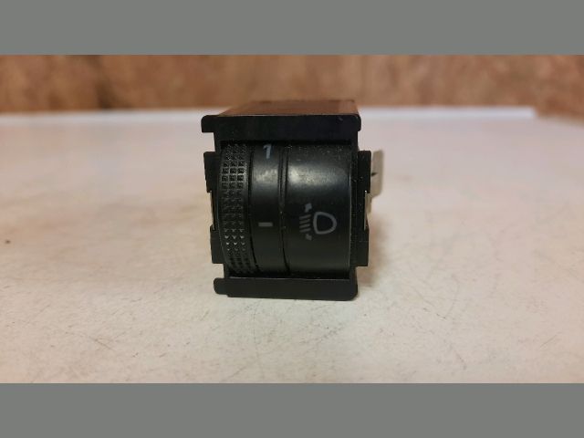 bontott SKODA OCTAVIA I Világítás Kapcsoló