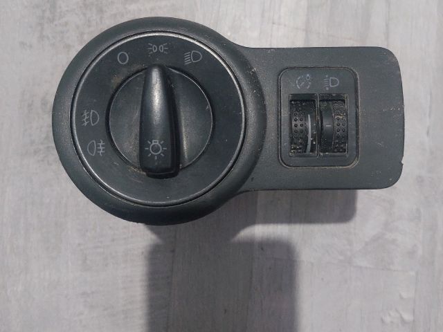 bontott SKODA OCTAVIA I Világítás Kapcsoló