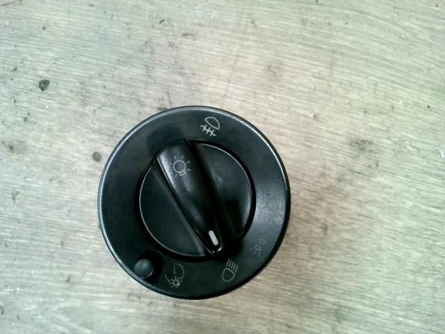 bontott SKODA OCTAVIA I Világítás Kapcsoló