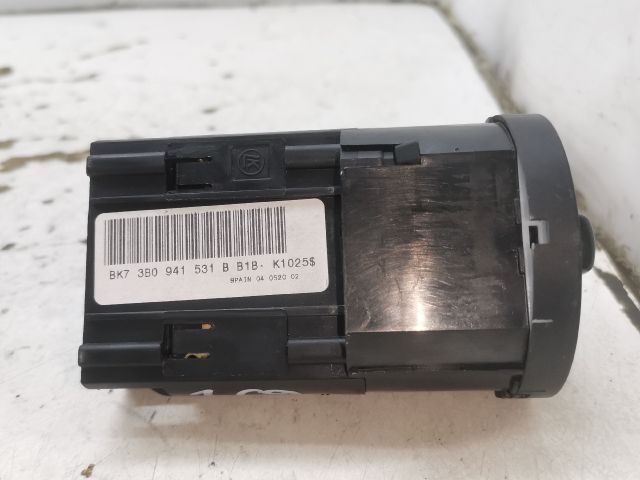 bontott SKODA OCTAVIA I Világítás Kapcsoló