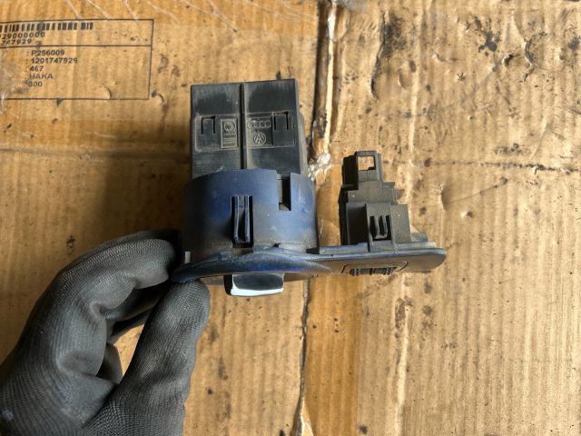 bontott SKODA OCTAVIA I Világítás Kapcsoló