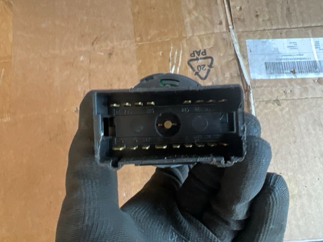 bontott SKODA OCTAVIA I Világítás Kapcsoló