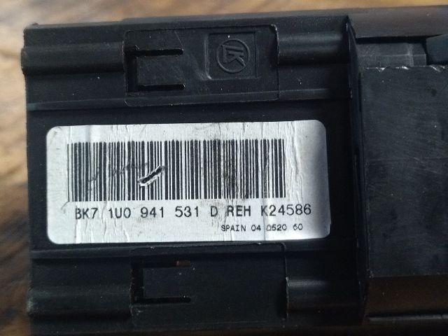 bontott SKODA OCTAVIA I Világítás Kapcsoló