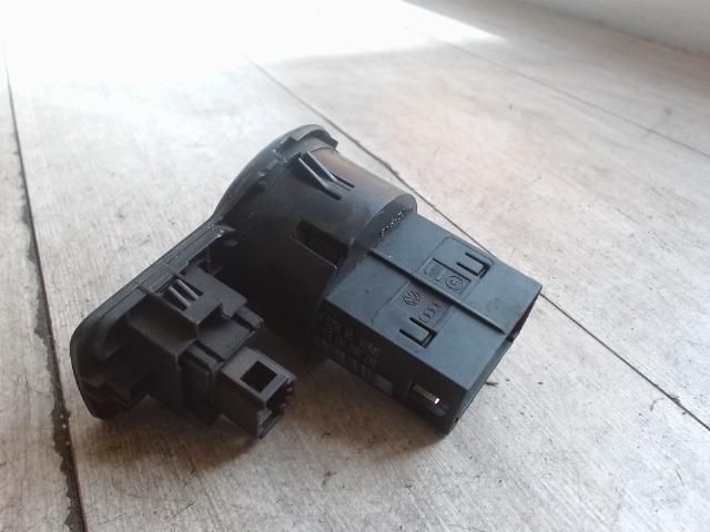 bontott SKODA OCTAVIA I Világítás Kapcsoló