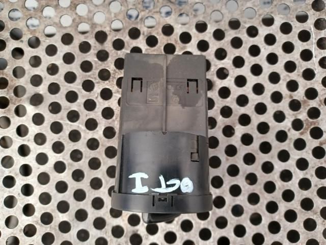 bontott SKODA OCTAVIA I Világítás Kapcsoló