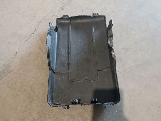 bontott SKODA OCTAVIA II Akkumulátor Fedél