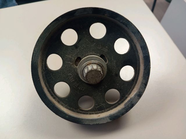 bontott SKODA OCTAVIA II Főtengely Szíjtárcsa