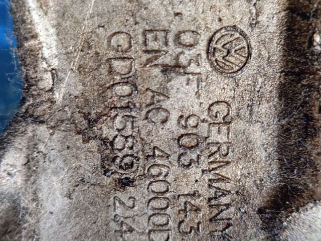 bontott SKODA OCTAVIA II Generátor Tartó Bak