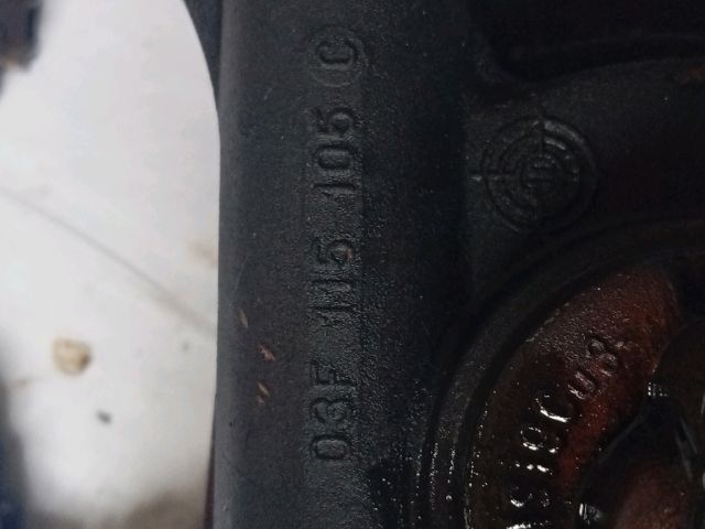 bontott SKODA OCTAVIA II Olajszivattyú