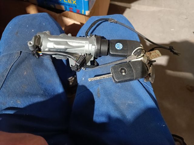 bontott SKODA OCTAVIA II Gyújtáskapcsoló