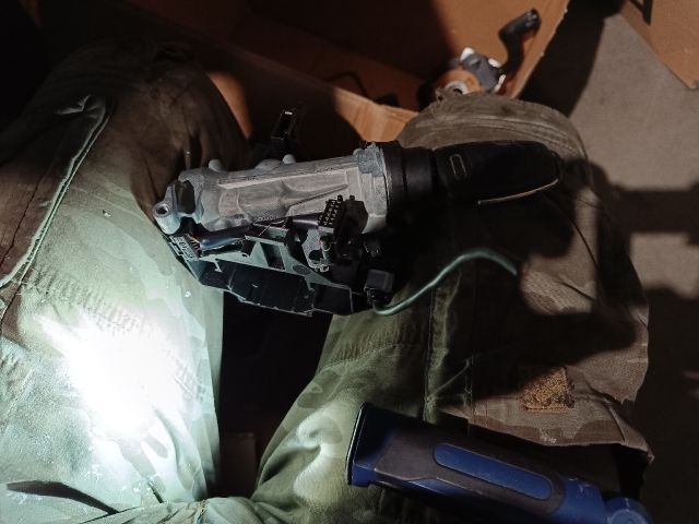 bontott SKODA OCTAVIA II Gyújtáskapcsoló