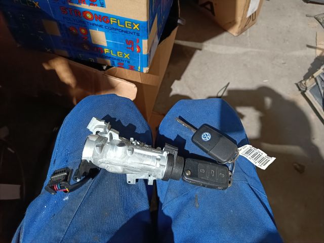 bontott SKODA OCTAVIA II Gyújtáskapcsoló