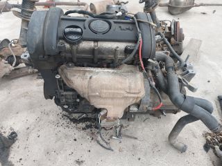 bontott SKODA OCTAVIA II Komplett Motor (Segédberendezésekkel)