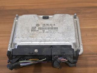 bontott SKODA OCTAVIA II Motorvezérlő