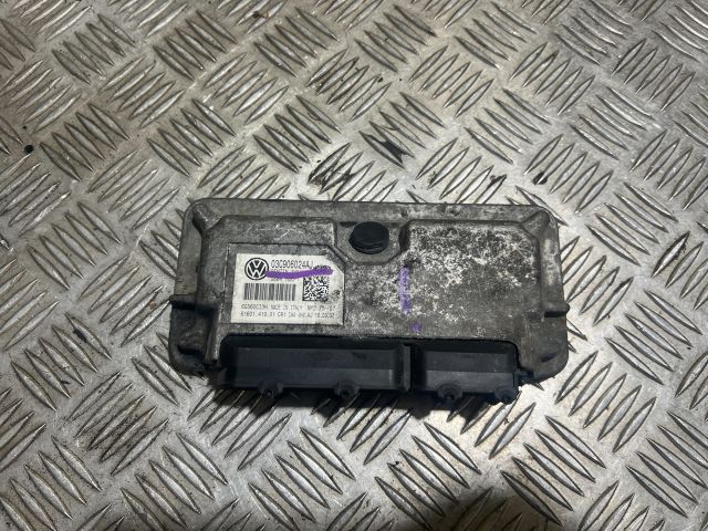 bontott SKODA OCTAVIA II Motorvezérlő