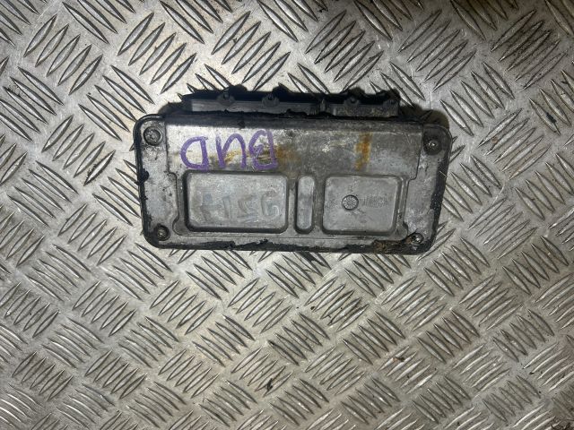 bontott SKODA OCTAVIA II Motorvezérlő