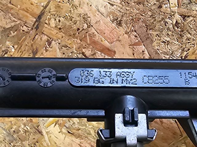 bontott SKODA OCTAVIA II Porlasztó Sor / Híd