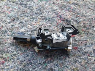 bontott SKODA OCTAVIA II Gyújtáskapcsoló Házzal