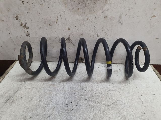 bontott SKODA OCTAVIA II Hátsó Rugó