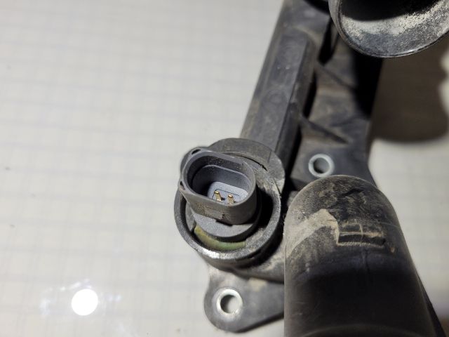 bontott SKODA OCTAVIA II Termosztátház