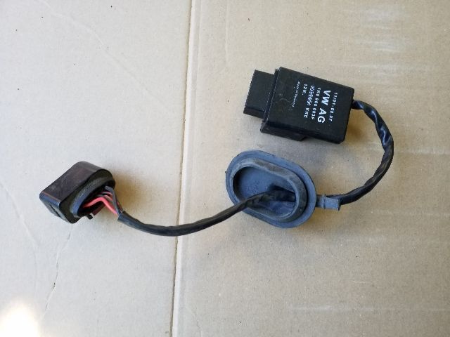 bontott SKODA OCTAVIA II Üzemanyag Szivattyú Relé