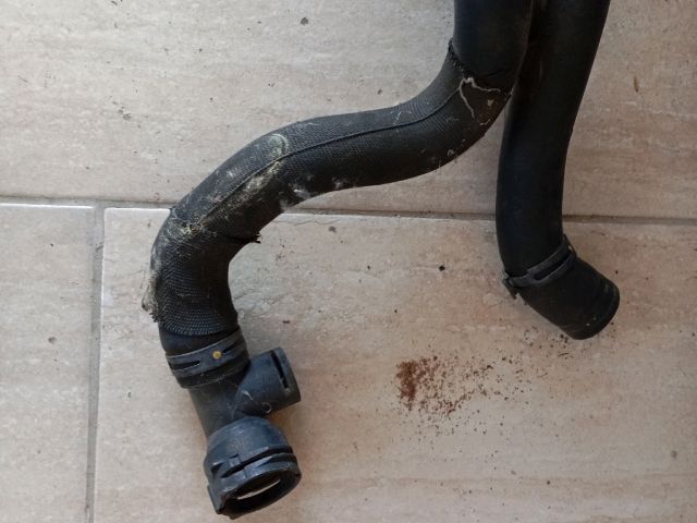 bontott SKODA OCTAVIA II Vízcső