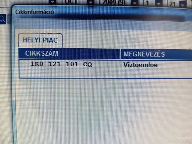 bontott SKODA OCTAVIA II Vízcső