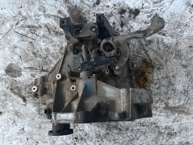 bontott SKODA OCTAVIA II Váltó (Mechanikus)