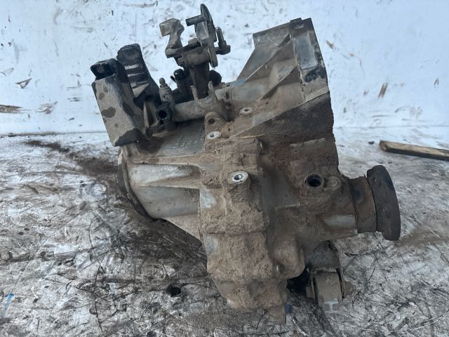 bontott SKODA OCTAVIA II Váltó (Mechanikus)