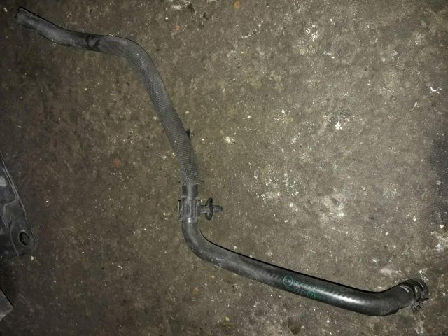 bontott SKODA OCTAVIA II Vízcső