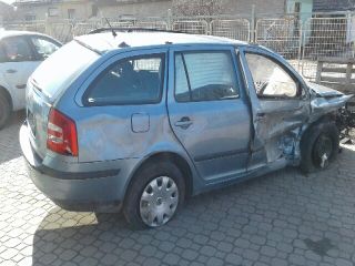 bontott SKODA OCTAVIA II Bal első Féknyereg Munkahengerrel