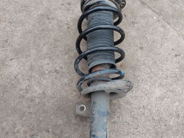 bontott SKODA OCTAVIA II Bal első Lengéscsillapító