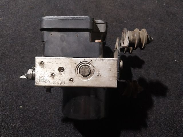 bontott SKODA OCTAVIA II ABS Kocka