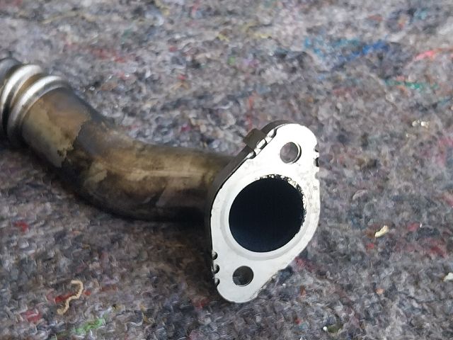 bontott SKODA OCTAVIA II EGR Hűtő Cső