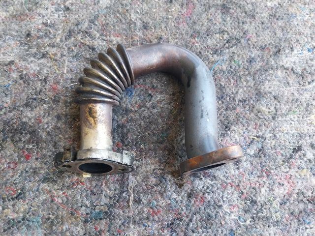 bontott SKODA OCTAVIA II EGR Hűtő Cső